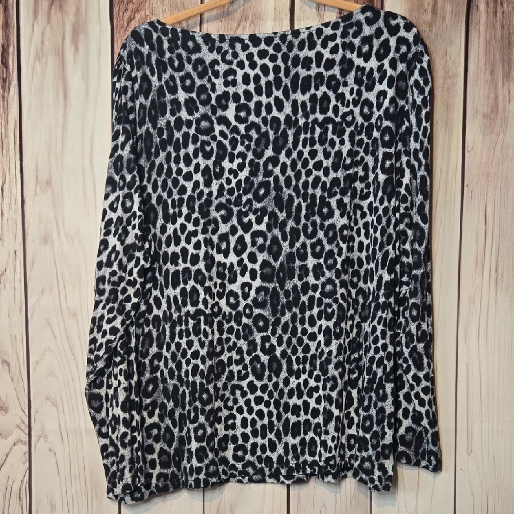 Mario Serrani Light Weight Black and Gray Animal Print Long Sleeve Tee Women XXL - Picture 6 of 6
